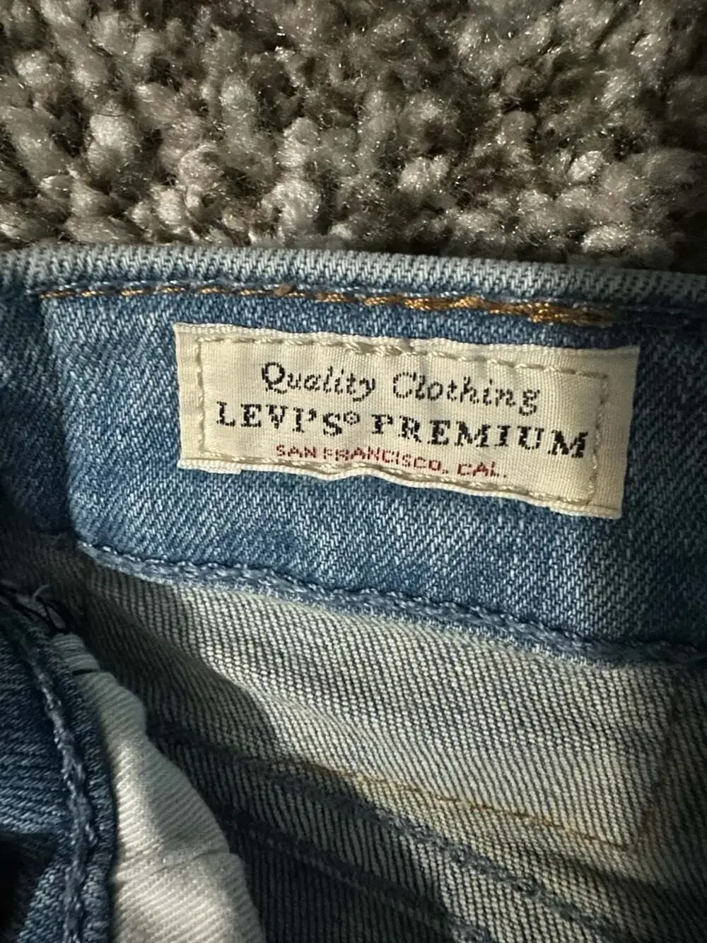 Levi's Premium 512 Slim Taper Light Wash Distressed Jeans Size W32 L34